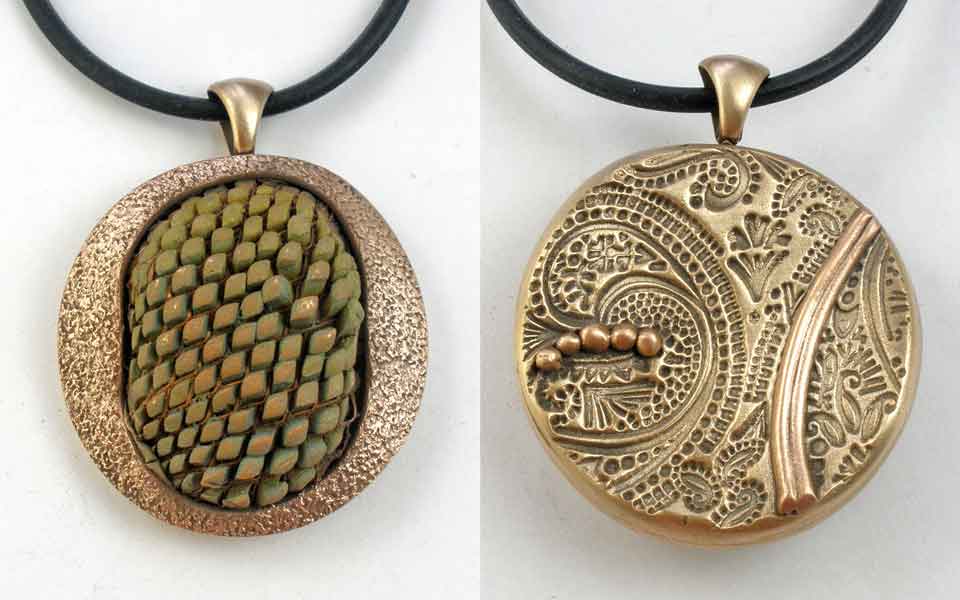One Pendant, Both Sides